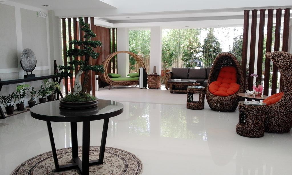 The Reef Hotel And Residences Olongapo Εξωτερικό φωτογραφία