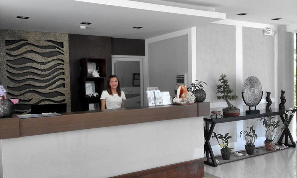 The Reef Hotel And Residences Olongapo Εξωτερικό φωτογραφία